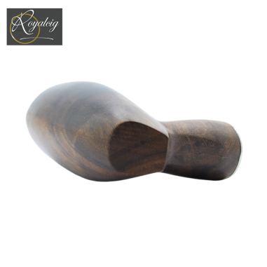 Bois de noyer verni sur pipe électronique artisanale